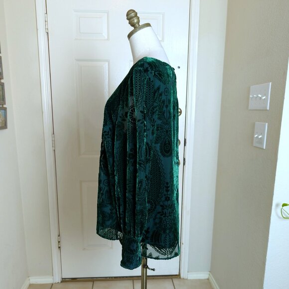 Soft Surroundings Emerald Green Burnout Velvet Blouse Size L Floral Poet Sleeve - Picture 5 of 8
